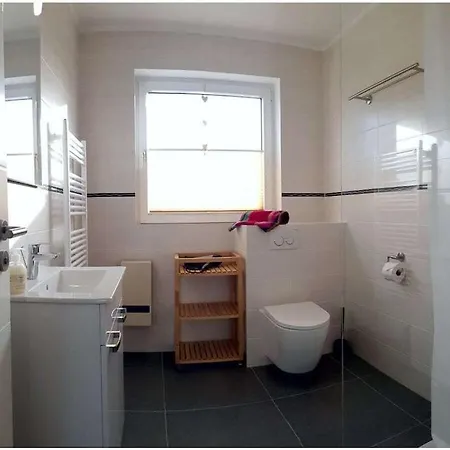 1-bedroom * Gollendorf